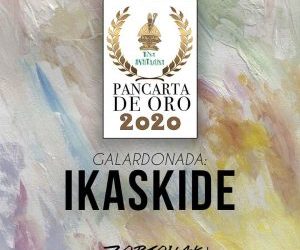 La Peña Anaitasuna premia a Ikaskide con la Pancarta de Oro.