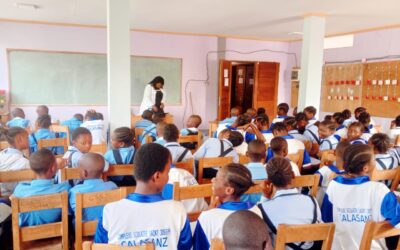 Lucha contra la mutilación genital y sensibilización sobre el cáncer infantil en el Complejo Escolar Saint Joseph Calasanz de Kinshasa