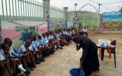 Dos jornadas de sensibilización de APS 2 en el Complejo Escolar San José Calasanz