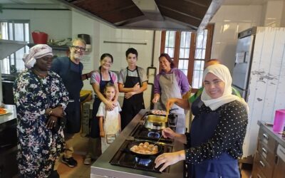 Libro de recetas «A fuego lento» del proyecto Llum